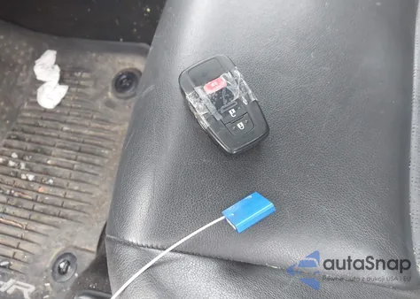 2020 Toyota C-Hr Limited z USA, uszkodzony, nr VIN NMTKHMBX6LR103846